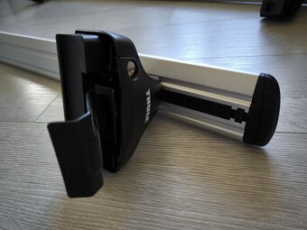 Thule WingBar Evo 7114 + Rapid System Kit 754 + Kit 1500 - 9