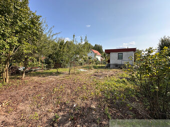 Na predaj záhradná chatka neďaleko rybníka – Nové Zámky, č - 9