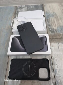 Apple iPhone 15 pro Max Black Titanium 256GB - 9