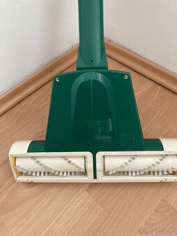 Vysávač Vorwerk 130 a tepovač - 9