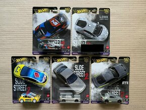 Hot Wheels Premium - 9