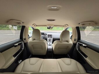 Volvo XC60 D4 - 9