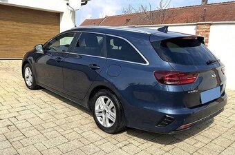 Kia Ceed SW , Gold + LED + Navi Pack , záruka, nebúrané - 9