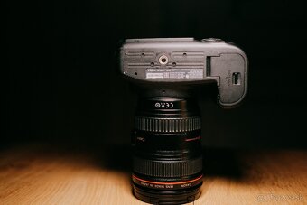 Canon EOS 6D Mark II - 9