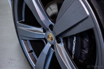 Porsche Macan - 9