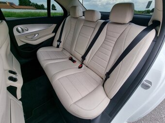 Mercedes-Benz E trieda Sedan 220 d A/T za 22.500 € - 9