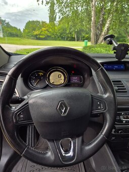 Renault Megane - 9