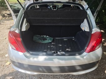Peugeot 207 - 9