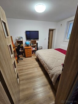 Predám rodinný dom v centre mesta. - 9