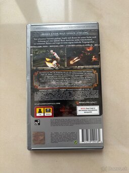 Playstation Portable (PSP) 1004-E Street + God Of War - 9