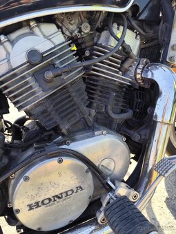 Honda shadow, STK do 8/2028, kožená brašňa vpredu - 9