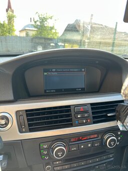 BMW E91 318d Touring - 9