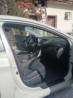 Predám Hyndai Elantra - 9