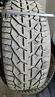 Zimné pneumatiky R17 Suv 235/55 - 9