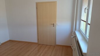 Prenájom slnečného 3-izbového bytu v NMnV - Hájovky - 72 m² - 9