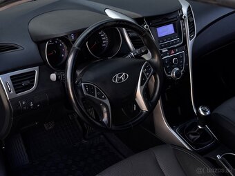 Hyundai i30 CW 1.6i MPI CVVT Family - 9
