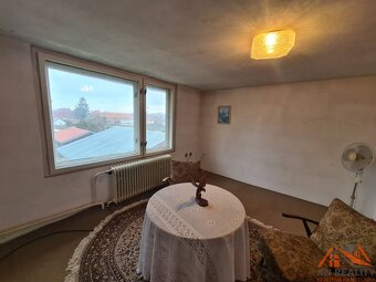 Na predaj Rodinný dom s veľkým potenciálom Moča - 9