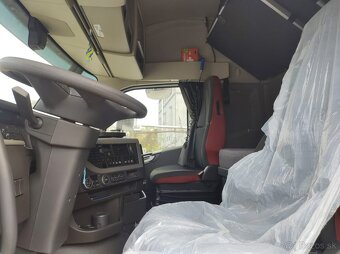 VOLVO FH - 9