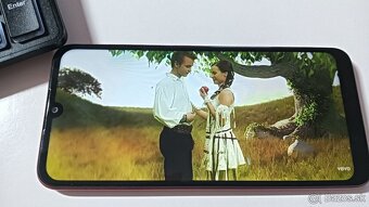motorola 4/64 dual sim android 9 - 9