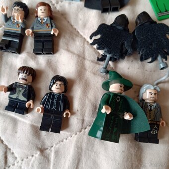 LEGO 4842 z roku 2010 Harry Potter Rokfortský hrad 4. vydani - 9