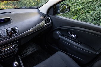 Renault Mégane Grandtour Energy TCe 115 Limited - 9