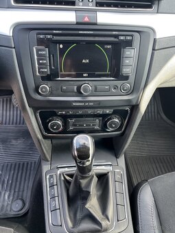 Škoda Superb 1.6 TDi 77kW Elegance GreenLine - 9