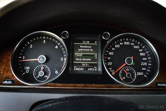 Volkswagen Passat Variant 2.0 TDI BMT Highline DSG - 9