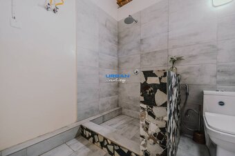 NA PREDAJ ROZPRÁVKOVÝ DOMČEK NA ZANZIBARE - 9