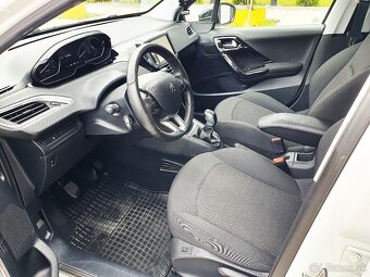 Peugeot 208 1.2 PureTech Style - 9
