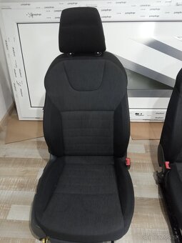 Predám sedačky škoda Octavia 3 - 9