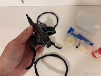 Kompletní brzdy Shimano Deore XT (BL-M8100 a BR-M8120) - 9