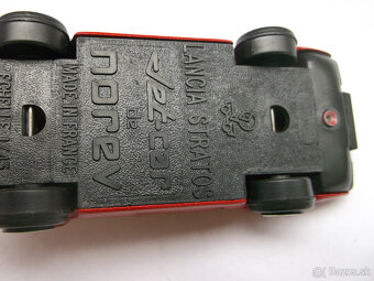 v 1:43 zavodne auticka v original krabickach - 9