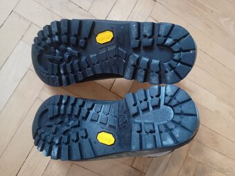 SCARPA goretex turisticke topanky VIBRAM velkost 39,5 a 38 - 9