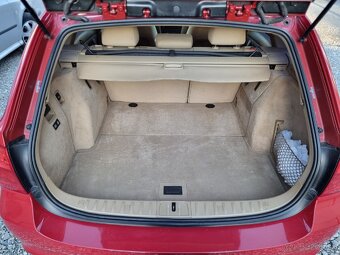 BMW e91 318d 2011 - 9