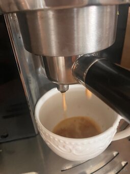 Delongi pákový+ mlynček a konvička - 9