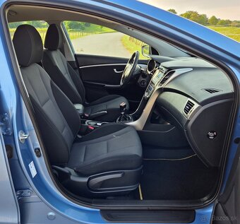 Hyundai i30 1.4 16V 73KW/98PS R.V.05/2012 - 9