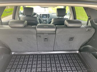 Hyundai Santa Fe 4X4 2,2 CRDI 145KW A/T 7 miestne - 9