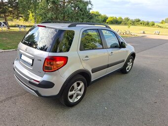 Suzuki SX4 1.6i benzin outdoor 4x4 - 9