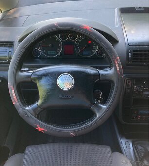 Predám VW Sharan 1.9 TDI 96 KW - 9