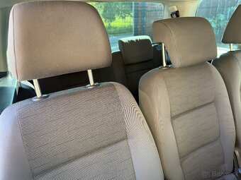 Volkswagen Touran 1,9 TDi 7miest - 9