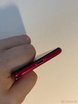 Dobrý deň Ponúkam na predaj iPhone SE 2022 64GB RED - 9