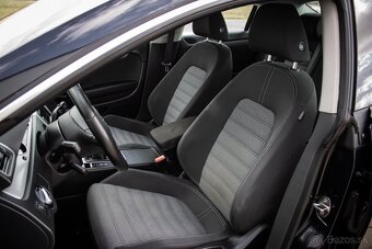 Volkswagen Passat CC 2.0 TDI BlueMotion - 9
