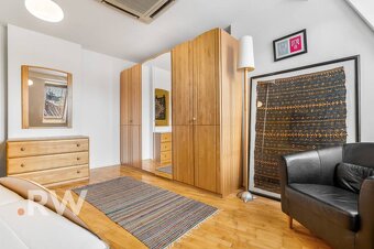 VEĽKORYSÝ 130 m2 + balkón - PREZIDENTSKÝ PALÁC - Staré Mesto - 9