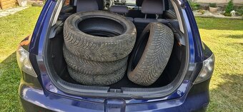 Mazda 3 1.6 benzín - 9