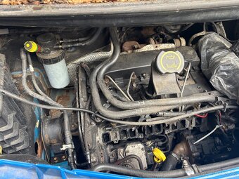 Ford Transit 6 miestny - 9