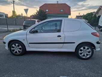 Peugeot 2 dvere 2 Sedačky - 9