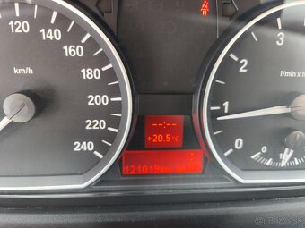 BMW 116i - 9
