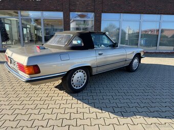 SL560. R107 Europa / D techniacak top Stav - 9