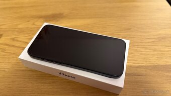 Predám iphone 15 pro max 256gb modrý - 9