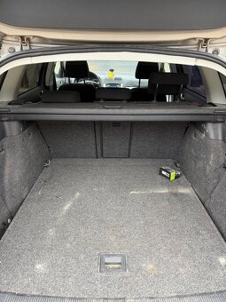 Škoda Octavia Combi 2.0 TDI FL - 9